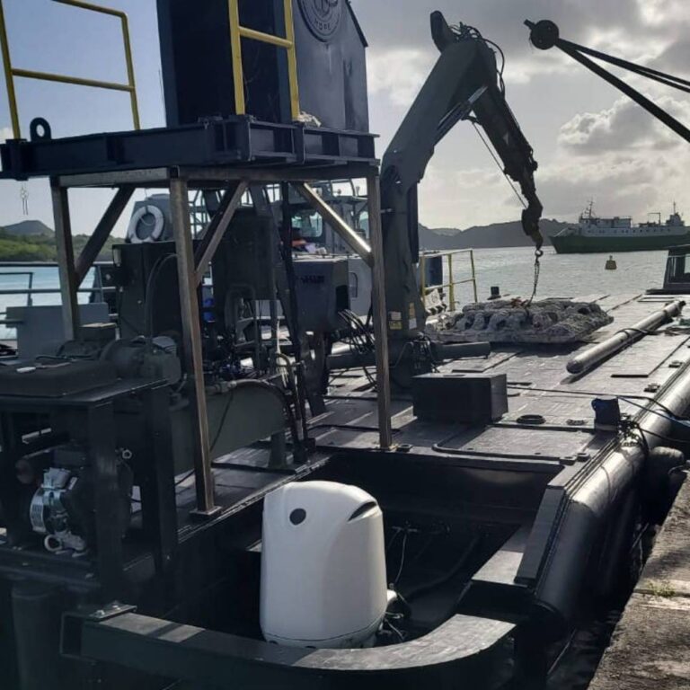 T1645 HDPE Barge